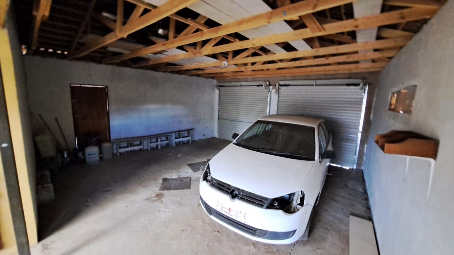 3 Bedroom Property for Sale in Lourierpark Free State